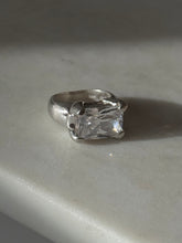 Load image into Gallery viewer, Chunky Quartz Sterling Silver Ring Size 6
