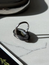 Load image into Gallery viewer, Vintage Sterling Silver Ring Size 4.25
