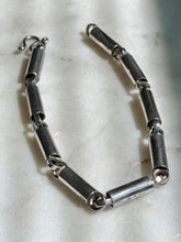 Load image into Gallery viewer, Vintage Sterling Silver Bracelet 8”
