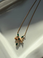 Load image into Gallery viewer, Vintage 12k Gold Fill Bow Necklace 19”
