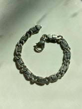 Load image into Gallery viewer, Chunky Sterling Silver Vintage Bracelet
