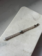 Load image into Gallery viewer, Vintage Sterling Silver Heart Bracelet 7”
