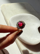 Load image into Gallery viewer, Vintage Flower Halo Sterling Silver Ring Size 5.75
