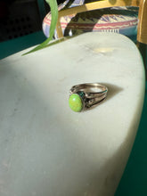 Load image into Gallery viewer, Vintage Green Stone Sterling Silver Ring Size 6.75
