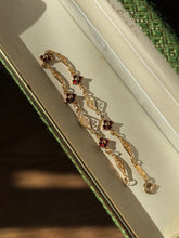 Load image into Gallery viewer, Vintage Italian 14k Yellow Gold Flower Bracelet
