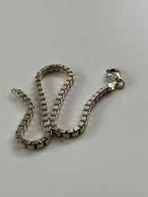 Load image into Gallery viewer, Vintage Box Chain Solid Sterling Silver Bracelet 9”

