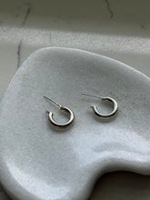 Load image into Gallery viewer, Sterling Silver Mini Tubular Hoops
