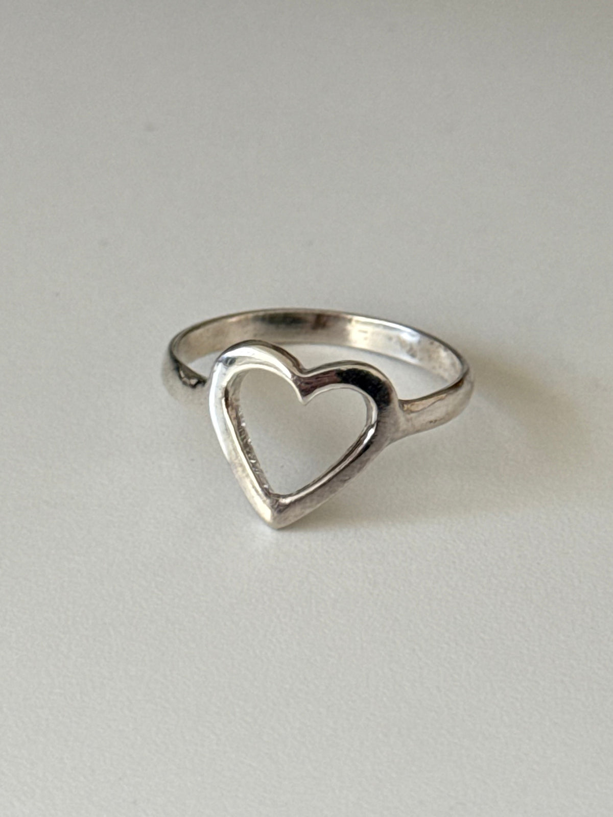 Vintage Sterling Silver Heart Cutout Ring Size 8