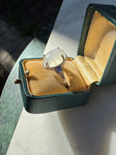 Load image into Gallery viewer, y2k Moonstone Sterling Silver Ring Size 9.25
