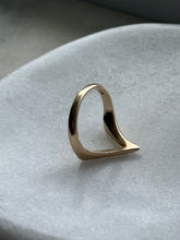 Load image into Gallery viewer, Vintage Solid 14k Yellow Gold Chevron Ring Size 8
