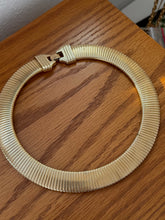 Load image into Gallery viewer, Vintage Mimi Di N Gold Plated Costume Necklace 18.5”
