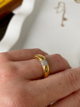 Load image into Gallery viewer, 18k Gold Invisible Set Diamond Ring
