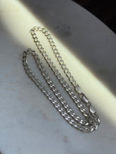 Load image into Gallery viewer, Italian Vintage Solid Sterling Silver Curb Chain 20”
