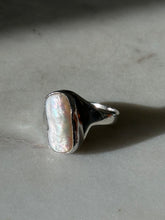 Load image into Gallery viewer, Vintage Pearl Sterling Silver Ring Size 7
