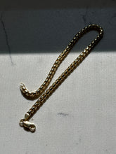 Load image into Gallery viewer, Deadstock Gold Vermeil Rounded Box Chain Bracelet 8.5”
