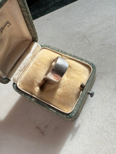 Load image into Gallery viewer, Sterling Silver Cigar Band Size 5.75
