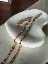 Load image into Gallery viewer, Vintage 18k Gold Filled Chain 15.5”
