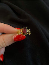 Load image into Gallery viewer, Vintage Emerald Cut Garnet 10k Gold Ring
