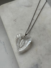 Load image into Gallery viewer, Vintage Chunky Heart Silver Plated Necklace
