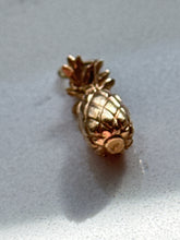 Load image into Gallery viewer, Vintage Solid 14k Gold Pineapple Charm
