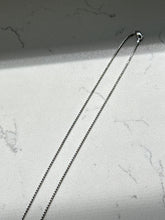 Load image into Gallery viewer, Vintage Sterling Silver Chain 16.25”
