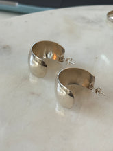 Load image into Gallery viewer, Vintage Mexico Sterling Silver Hoops
