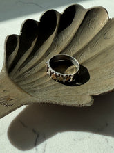 Load image into Gallery viewer, Harlequin 18k Gold &amp; 950 Silver Ring Size 9
