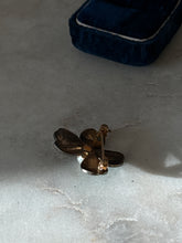 Load image into Gallery viewer, Vintage Green Enamel Clover Brooch
