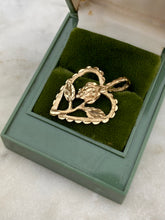 Load image into Gallery viewer, Rose Heart Vintage 14k Gold Pendant
