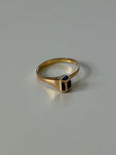 Load image into Gallery viewer, Vintage Modernist Blue Enamel 18k Gold Ring Size 7
