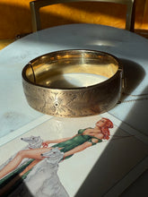 Load image into Gallery viewer, Gold Filled 1/20 12k Bangle 6.25”
