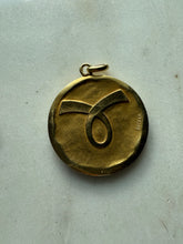 Load image into Gallery viewer, Edmond Henri Becker Aries Zodiac 18k Gold Medallion
