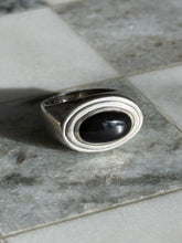 Load image into Gallery viewer, Black Onyx 950 Silver Ribbed Ring Size 10
