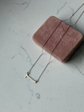 Load image into Gallery viewer, Vintage Hammer Sterling Silver Necklace
