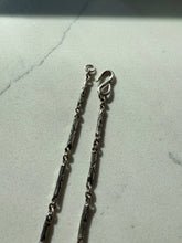 Load image into Gallery viewer, Etched Bar Link Sterling Silver Chain 16.5”
