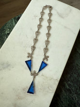 Load image into Gallery viewer, Vintage Costume Jewelry Silver Plated Blue Necklace 15”
