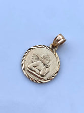 Load image into Gallery viewer, Cherub Vintage 14k Gold Charm
