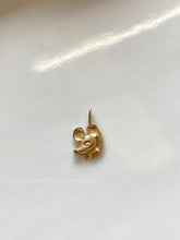 Load image into Gallery viewer, Mouse 14k Gold Charm
