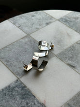 Load image into Gallery viewer, Modernist Vintage Swirl Sterling Silver Earrings
