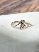 Load image into Gallery viewer, Teddy Bear Vintage Sterling Silver Ring Size 6
