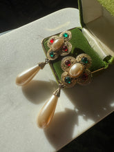 Load image into Gallery viewer, Vintage Pearl Drop Cabochon Gold Plated Earrings
