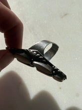 Load image into Gallery viewer, Vintage Mother of Pearl Sterling Silver Ring Size 7
