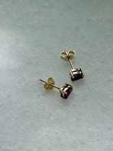 Load image into Gallery viewer, Vintage Natural Ruby 14k Gold Push Back Stud Earrings

