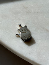 Load image into Gallery viewer, Vintage Solid Sterling Silver Cat Keepsake Pendant

