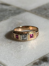 Load image into Gallery viewer, 1940s Diamond &amp; Synthetic Spinel Ring
