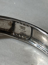 Load image into Gallery viewer, Vintage Floral Sterling Silver Bangle Bracelet
