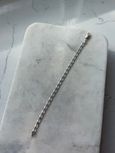 Load image into Gallery viewer, Vintage Sterling Silver Bracelet 7.75”
