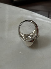 Load image into Gallery viewer, Chunky Sterling Silver Ring Size 7

