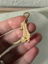 Load image into Gallery viewer, Vintage Tiger 14k Yellow Gold Pendant
