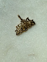 Load image into Gallery viewer, Vintage Irish Princess 14k Yellow Gold Pendant
